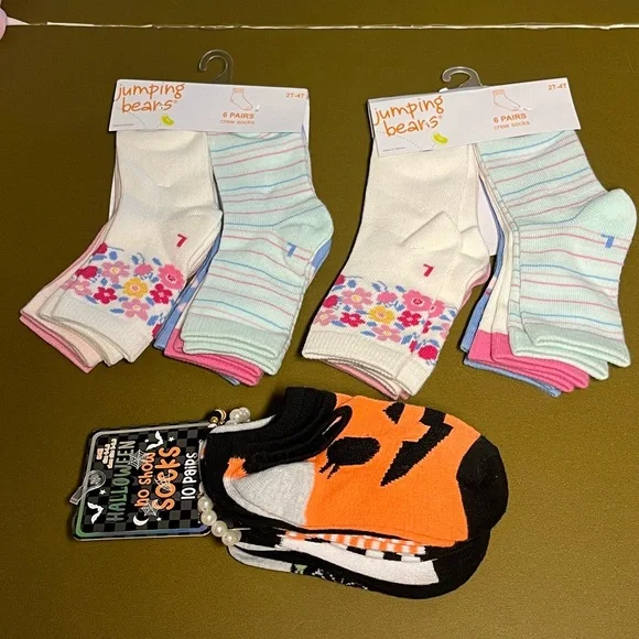 NWT Toddler 2T-4T jumping beans Sock Bundle of 3 Trendy Girls Halloween Variety - Picture 1 of 10